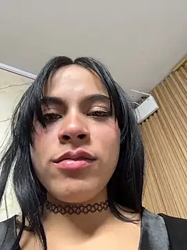 sophia_banks stripchat live cam model