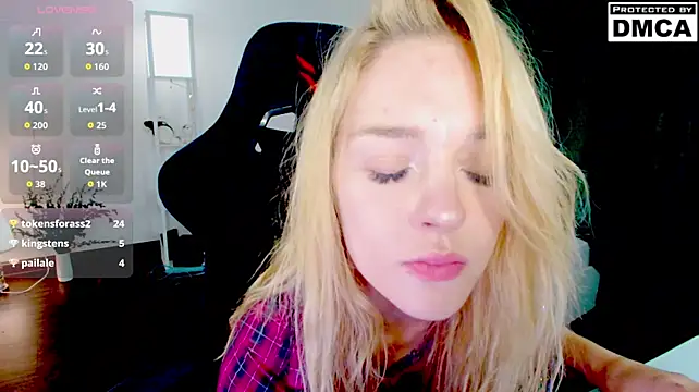 Aliceglass__ stripchat live cam model