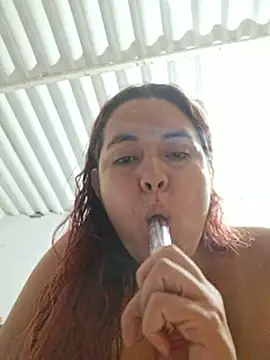 Bellanayara stripchat live cam model