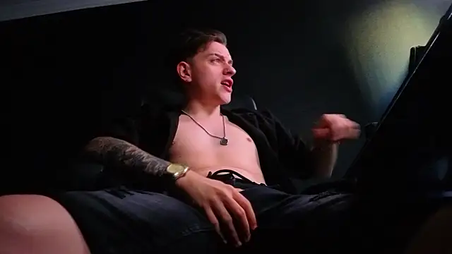 FelixStarkk stripchat live cam model