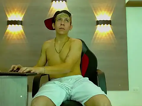 Gaeliitto stripchat live cam model