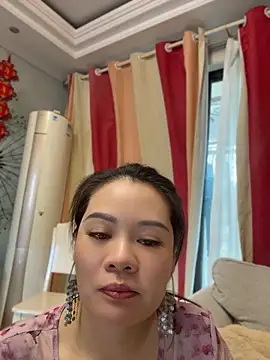 tiantian8888 stripchat live cam model