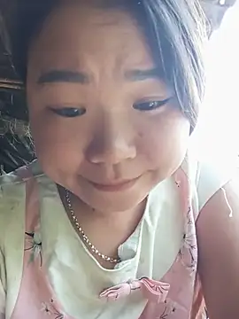 Linh-miulu stripchat live cam model