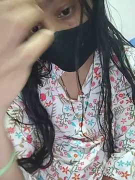 Vivicaa stripchat live cam model