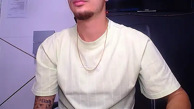 BrandonTate stripchat live cam model