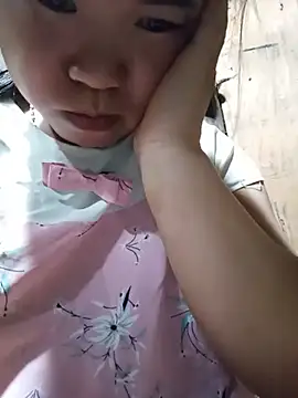 Linh-miulu stripchat live cam model