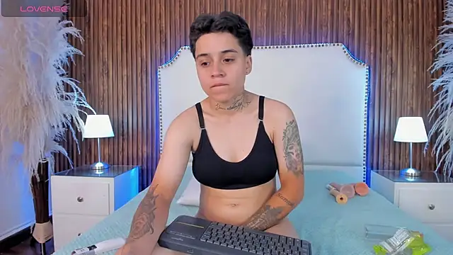 noha_parkerr stripchat live cam model