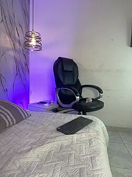 ScarlettRooseX stripchat live cam model
