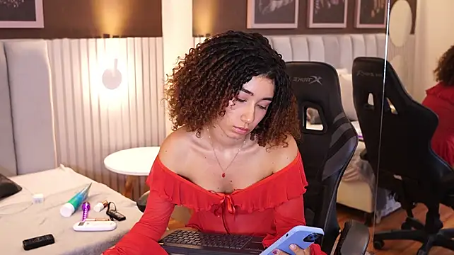 MeganLeroy stripchat live cam model