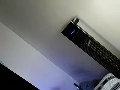karriemae69 stripchat live cam model