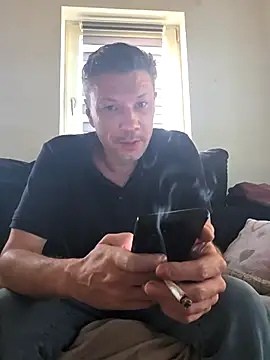 tomek84 stripchat live cam model