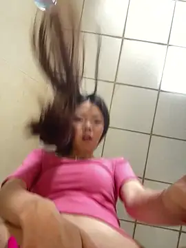 Luna-l8 stripchat live cam model