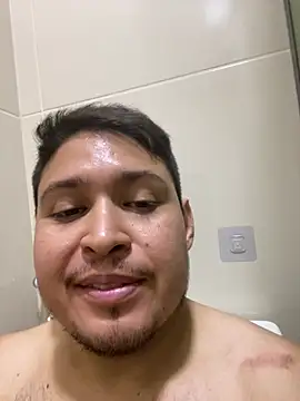 forest_sexy2 stripchat live cam model
