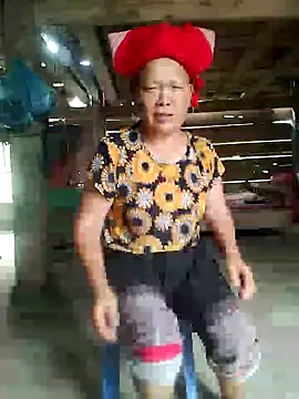 Lin2005a stripchat live cam model