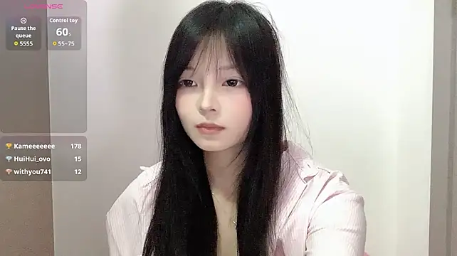 Xiaoya-779 stripchat live cam model