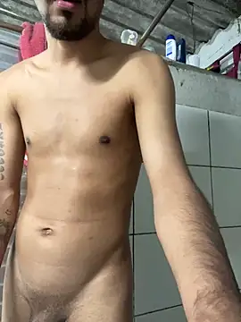 moreninhoP stripchat live cam model
