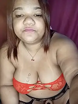 Meellcarioca stripchat live cam model