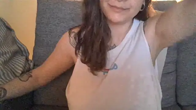 xxxluana stripchat live cam model