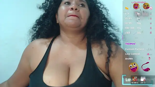 Karla_Rodriguez0 stripchat live cam model