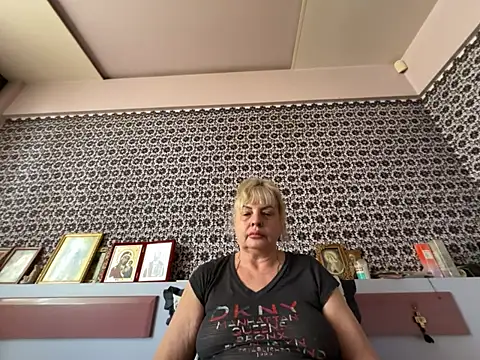 AnastasiaGrey777 stripchat live cam model
