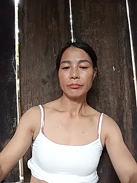 Lily-ly stripchat live cam model