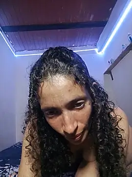 arianahillt stripchat live cam model