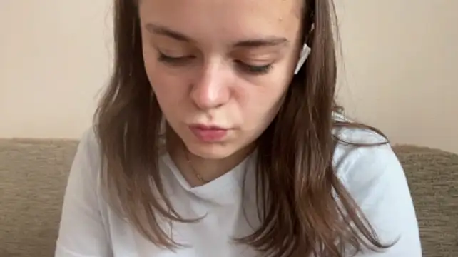 LorileeKaliszewski stripchat live cam model