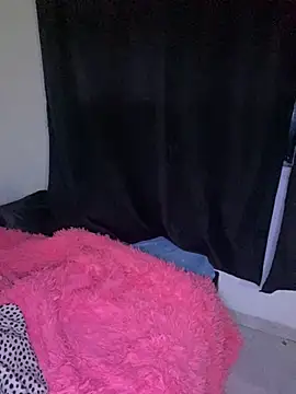 nathashabennethh stripchat live cam model