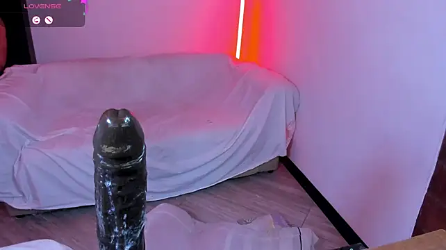 Sex_sof stripchat live cam model