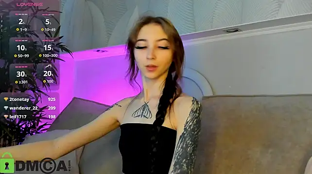Ellen_Hops stripchat live cam model