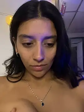BrittanyDiaz stripchat live cam model