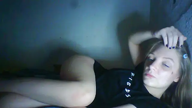 XoxohazelpixsxoXo stripchat live cam model