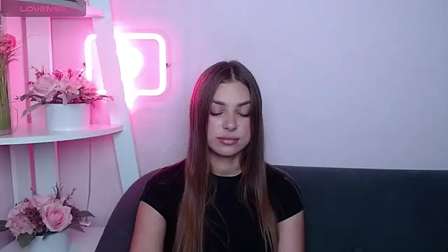 MilanaAngelAs stripchat live cam model