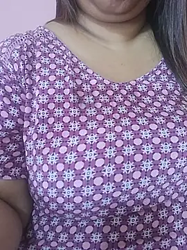 Ravina_patil1 stripchat live cam model