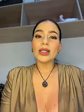Miah_gomez_ stripchat live cam model