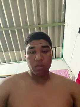julian670 stripchat live cam model