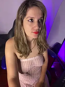 Ashly_07 stripchat live cam model