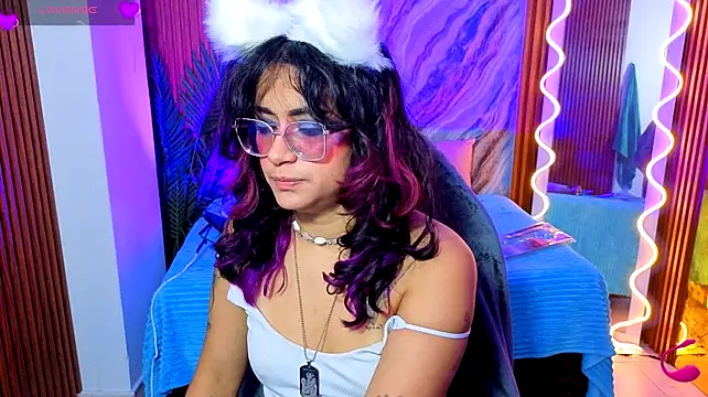 kristen_tay stripchat live cam model