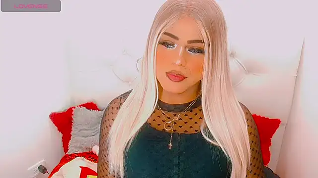 macgenta_drackk stripchat live cam model