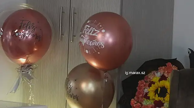 Mara_HugeAss stripchat live cam model