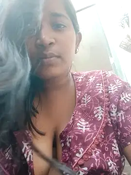 vanithaa_telugu stripchat live cam model
