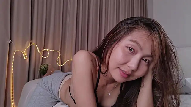 hotaru_baby stripchat live cam model