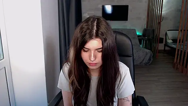 AnoraDarkk stripchat live cam model