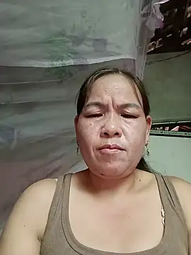 emgaihoixuan stripchat live cam model