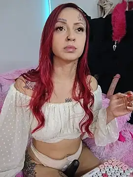 KiimKata_xxx stripchat live cam model