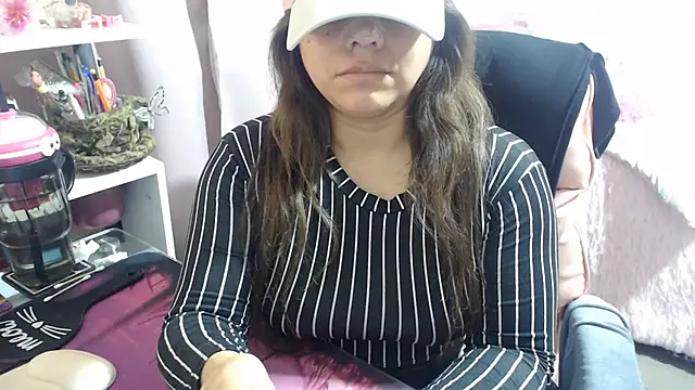 KatteAngelLat stripchat live cam model