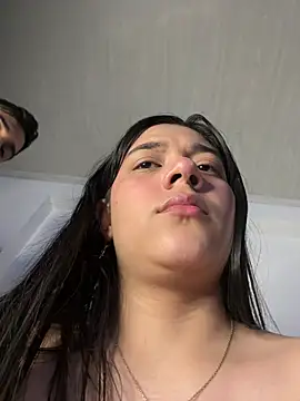 floriamANDjazmin stripchat live cam model