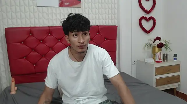 Zayn_Moretti stripchat live cam model