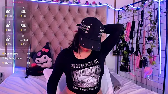 kira_Berry_ stripchat live cam model