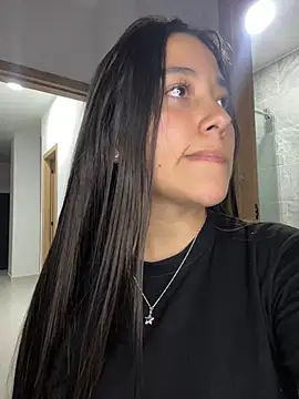 Nhefertary stripchat live cam model